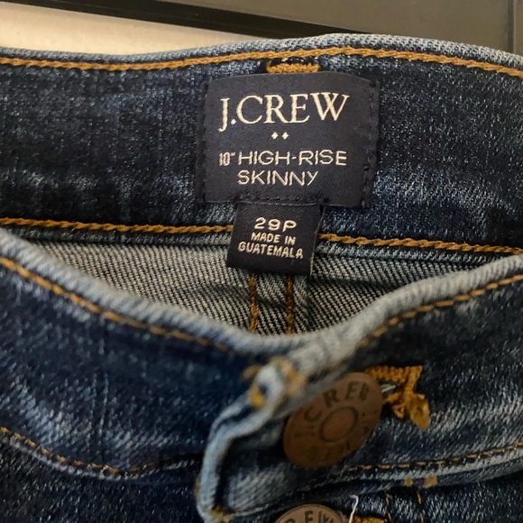 J.Crew Petite 10" high-rise skinny jean in signature stretch. Size 29P. - Picture 5 of 5